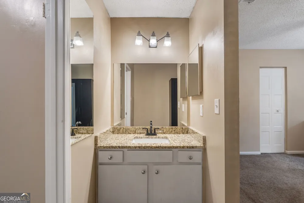 6160 Brookwood RD Peachtree Corners, GA 30092