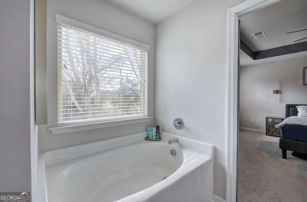 502 Mcginnis CIR Calhoun, GA 30701