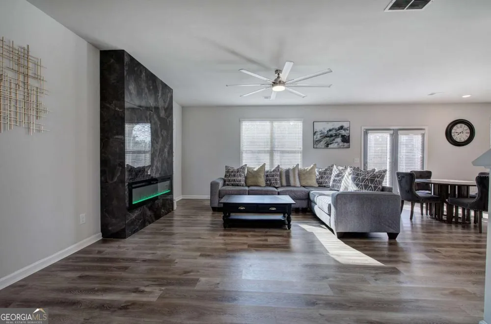 502 Mcginnis CIR Calhoun, GA 30701