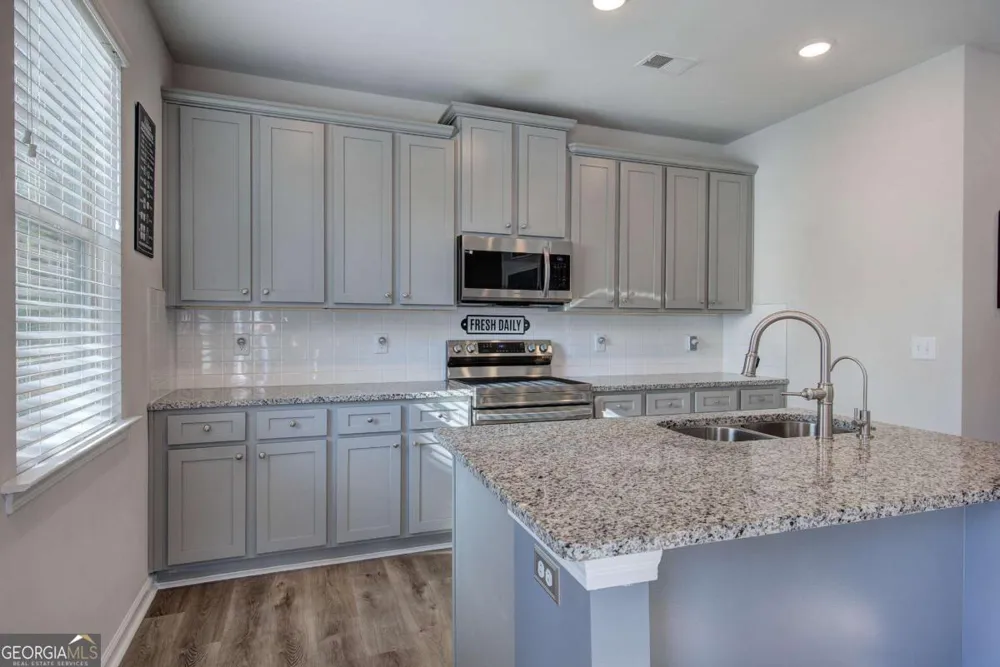 502 Mcginnis CIR Calhoun, GA 30701