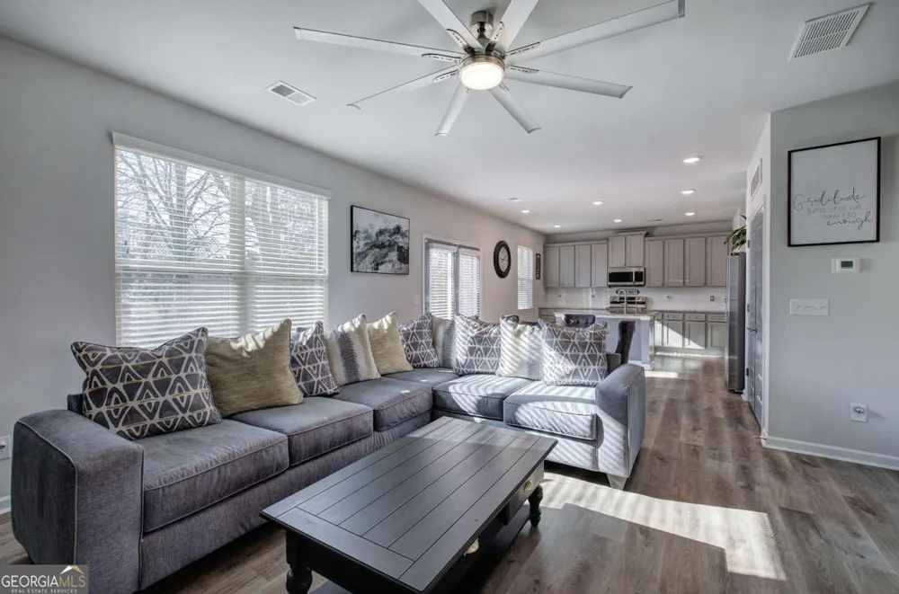 502 Mcginnis CIR Calhoun, GA 30701