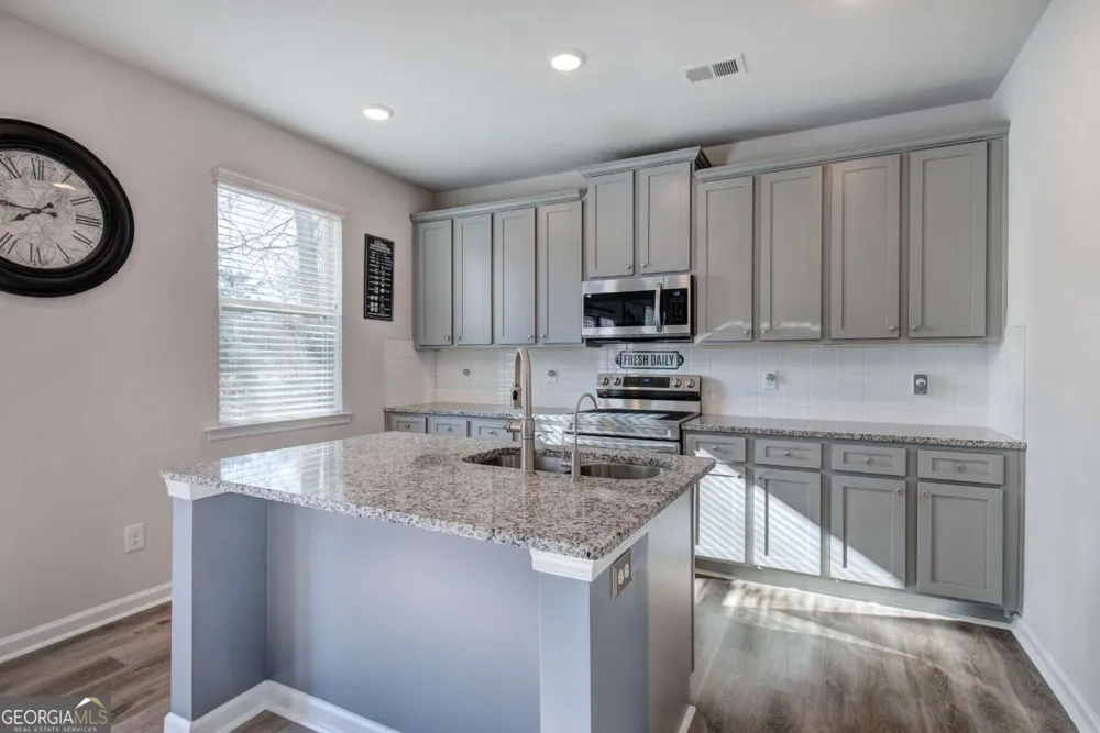 502 Mcginnis CIR Calhoun, GA 30701