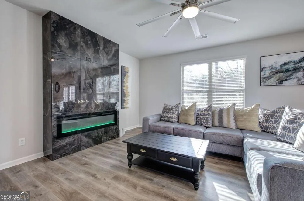 502 Mcginnis CIR Calhoun, GA 30701