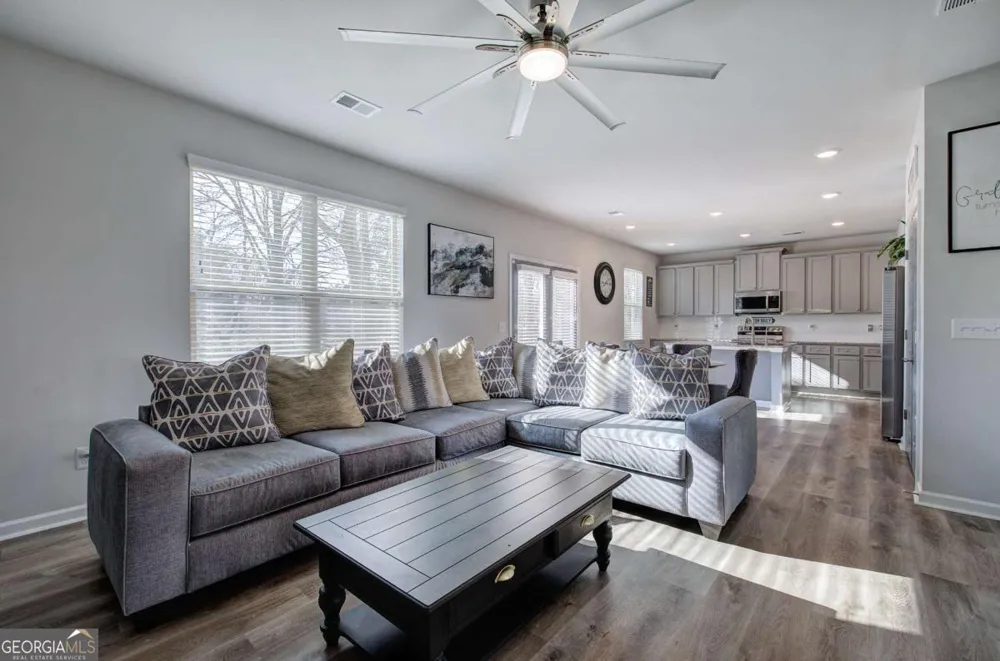502 Mcginnis CIR Calhoun, GA 30701