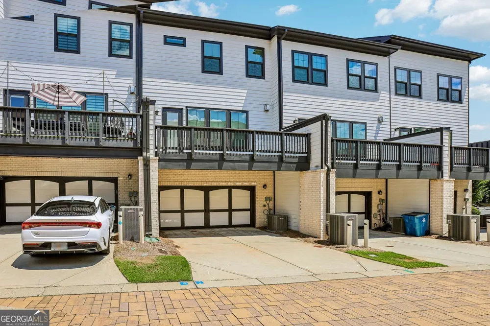 933 Catamaran CT Alpharetta, GA 30005