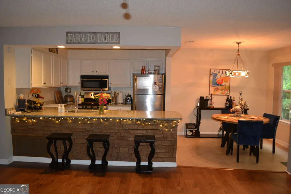 404 Ridgefield DR Peachtree City, GA 30269