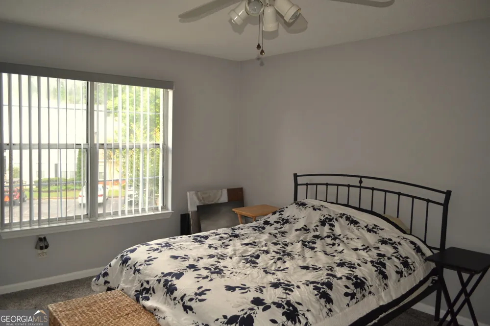 404 Ridgefield DR Peachtree City, GA 30269