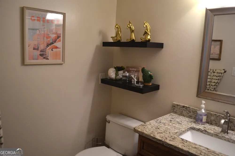 404 Ridgefield DR Peachtree City, GA 30269