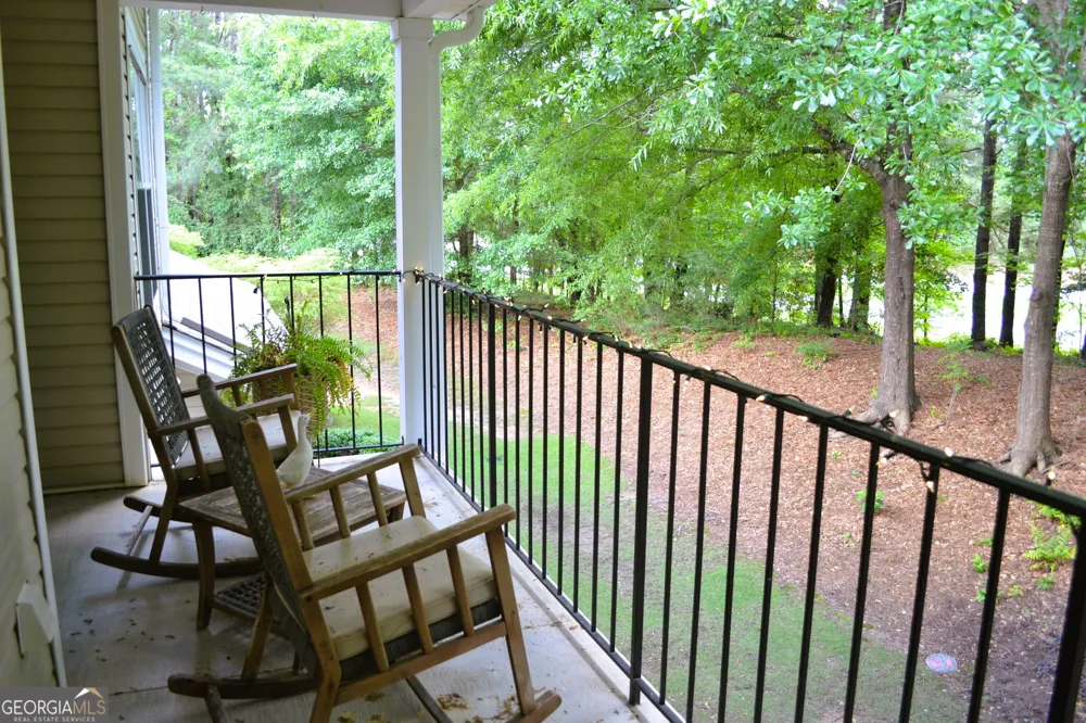 404 Ridgefield DR Peachtree City, GA 30269