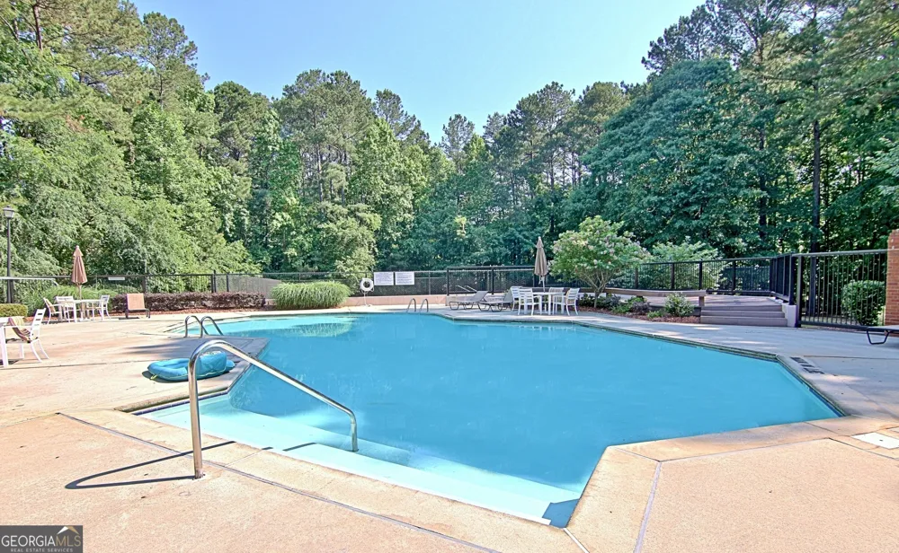 404 Ridgefield DR Peachtree City, GA 30269