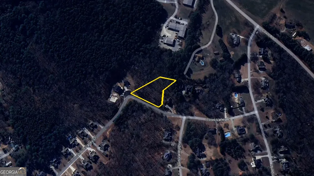 2070 Wood Valley DR Loganville, GA 30052