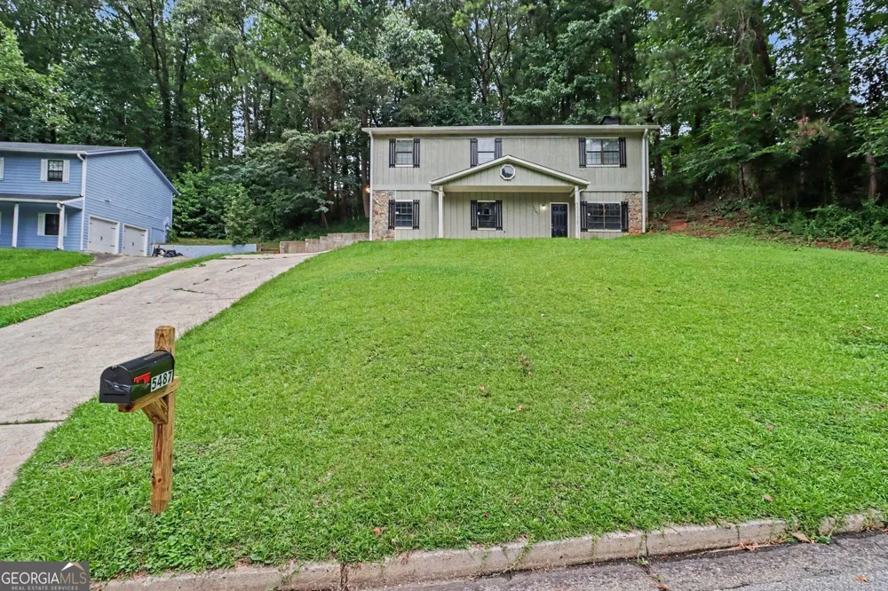 5487 Hall CIR Union City, GA 30291