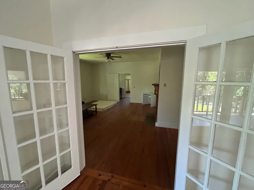 1024 Stonepile RD Clarkesville, GA 30523