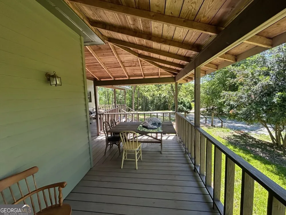 1024 Stonepile RD Clarkesville, GA 30523