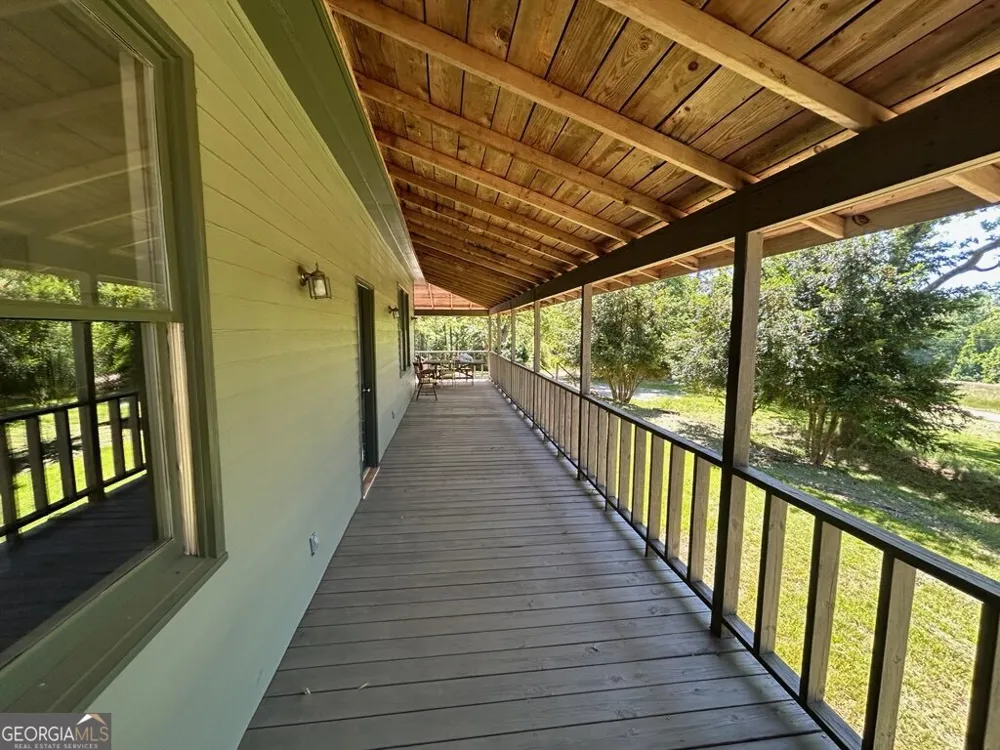 1024 Stonepile RD Clarkesville, GA 30523