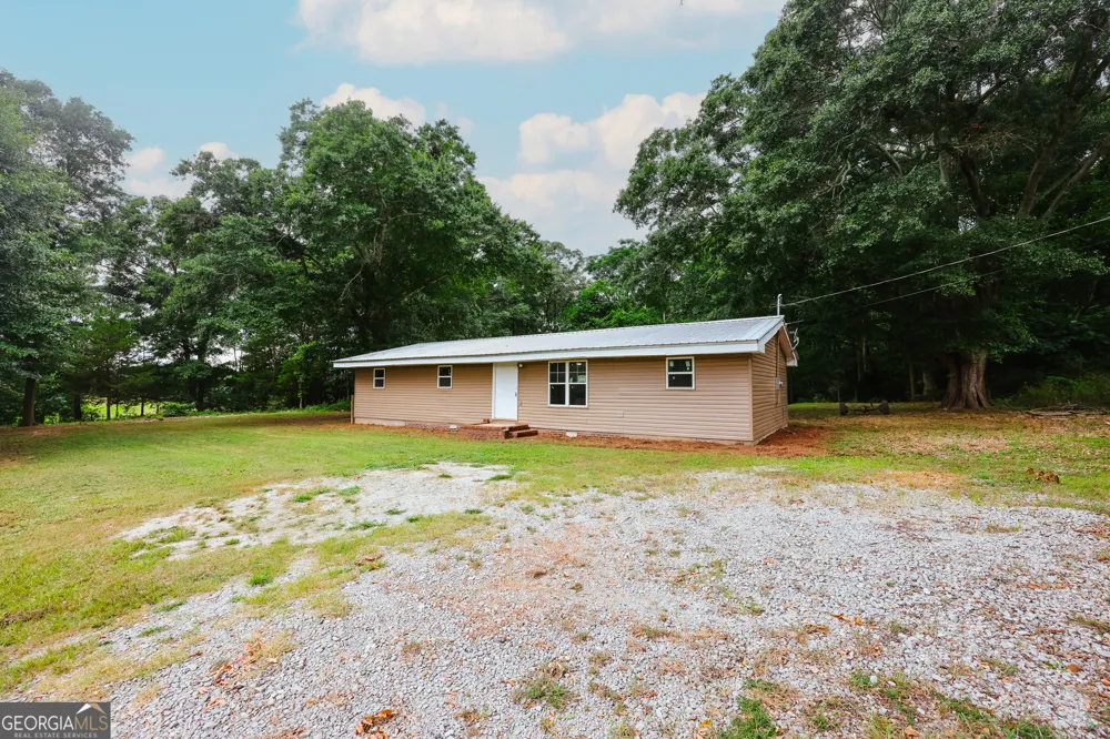 1985 Fork Creek RD Bowman, GA 30624