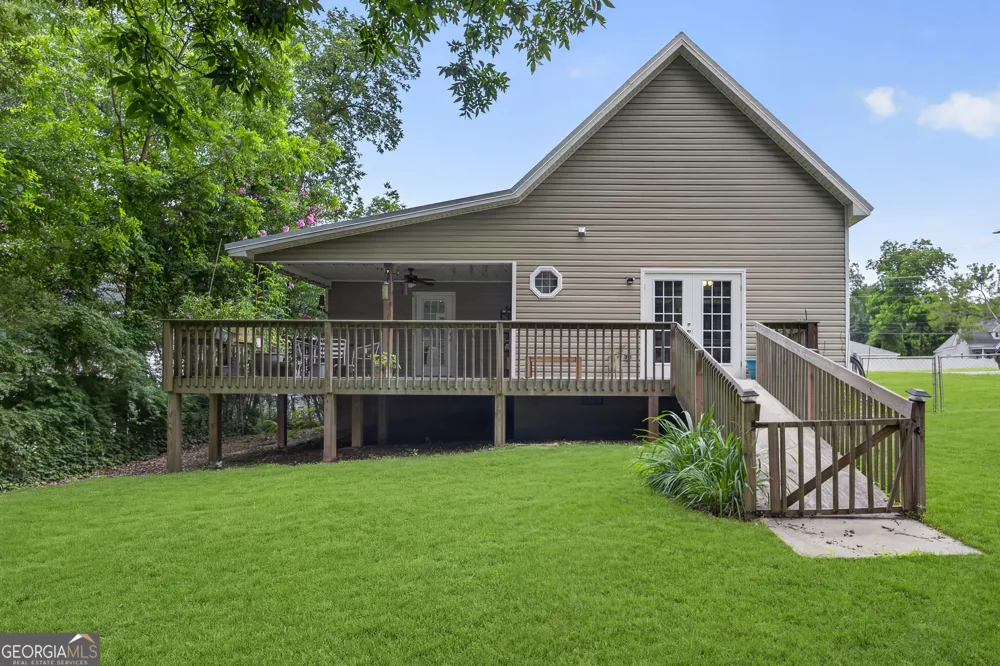 171 NE Broad ST Fairburn, GA 30213