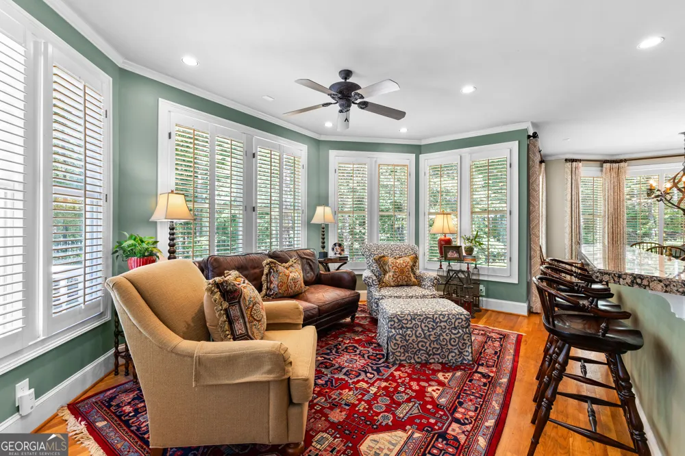 209 River Oaks DR LaGrange, GA 30240