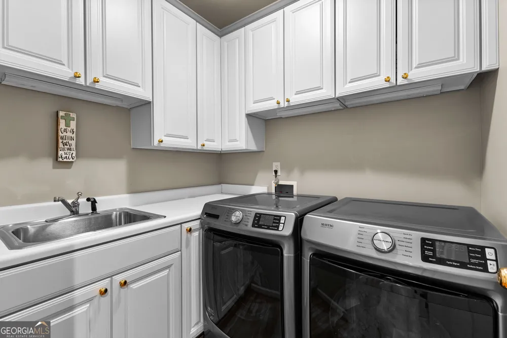 209 River Oaks DR LaGrange, GA 30240