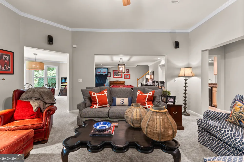 209 River Oaks DR LaGrange, GA 30240