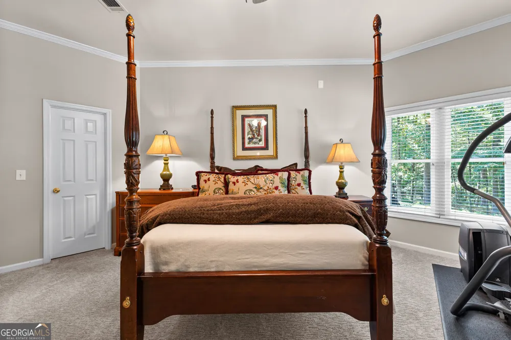 209 River Oaks DR LaGrange, GA 30240