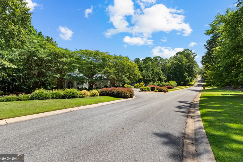 209 River Oaks DR LaGrange, GA 30240