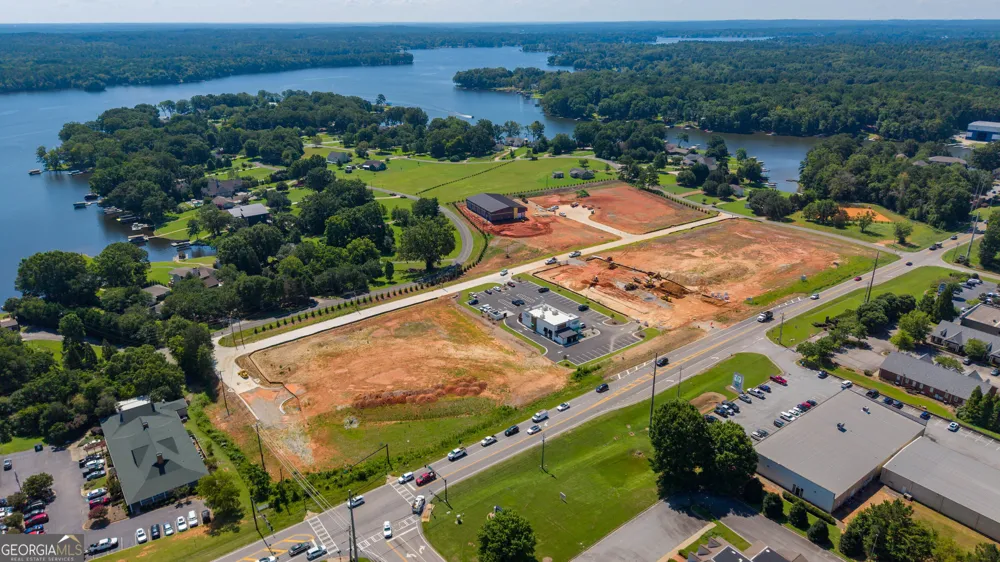 103 Thunder Pointe DR Eatonton, GA 31024