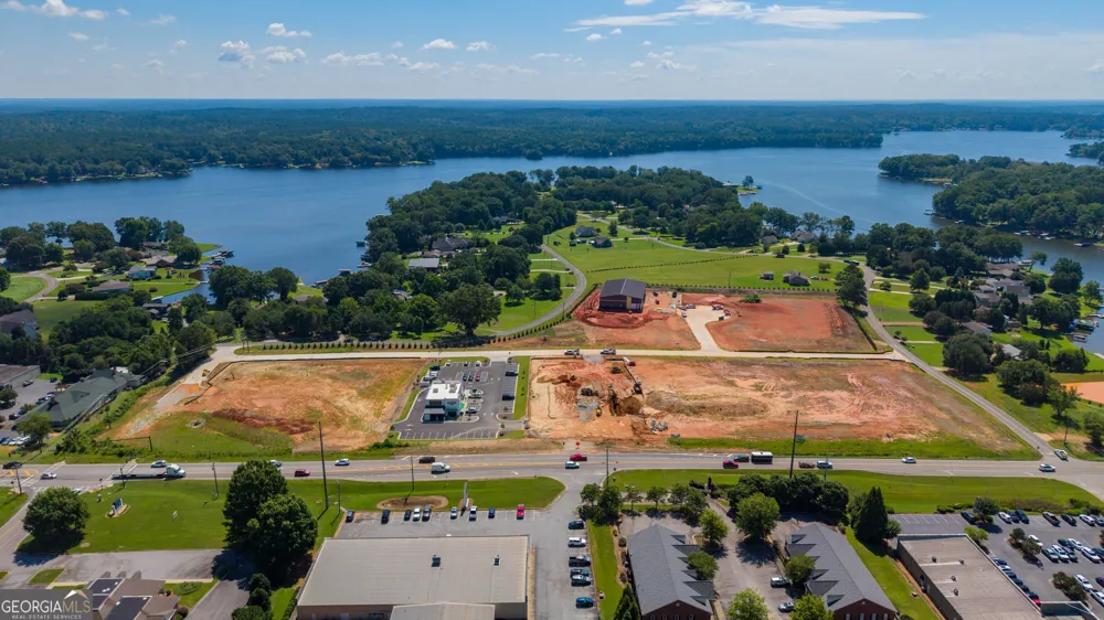 103 Thunder Pointe DR Eatonton, GA 31024