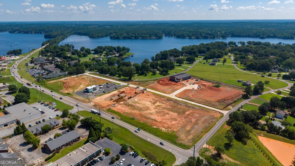 103 Thunder Pointe DR Eatonton, GA 31024