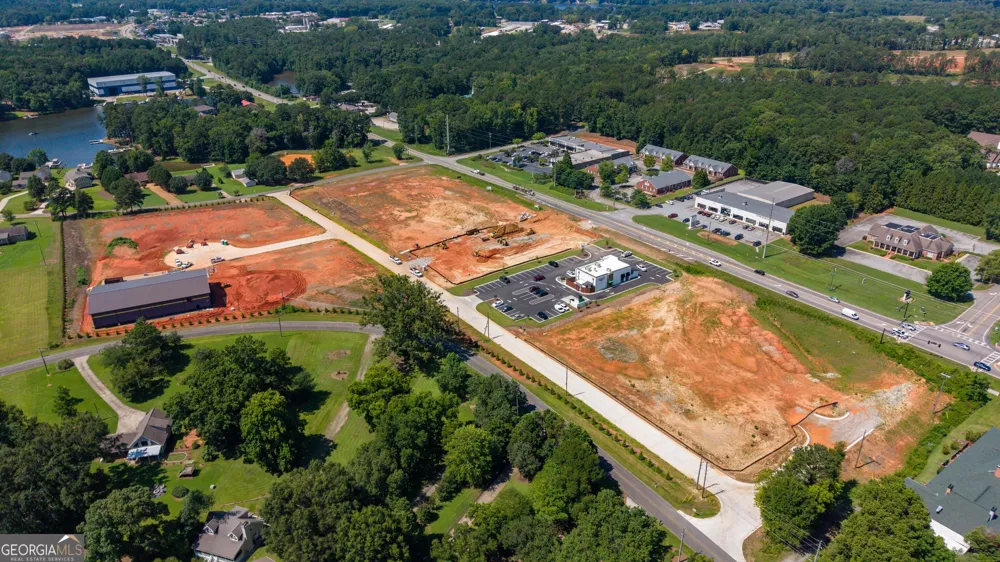 103 Thunder Pointe DR Eatonton, GA 31024
