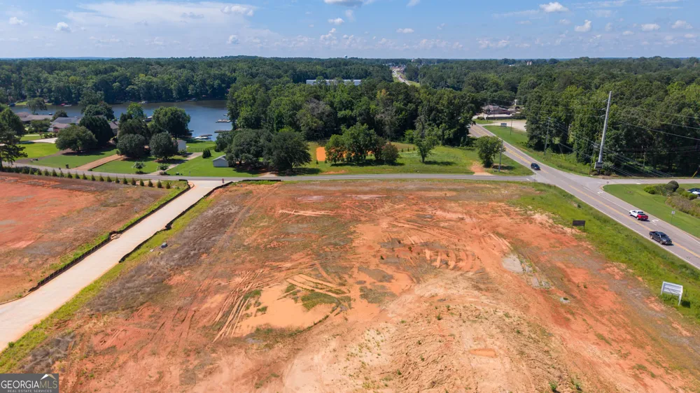 103 Thunder Pointe DR Eatonton, GA 31024