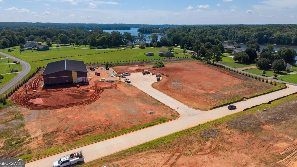 103 Thunder Pointe DR Eatonton, GA 31024
