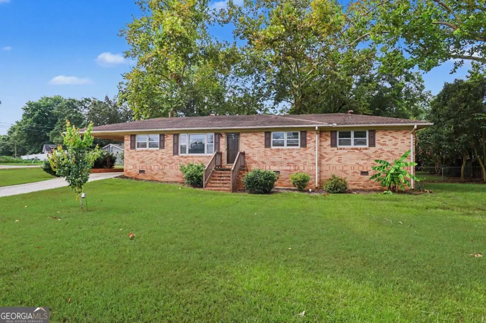63 Green ST Royston, GA 30662
