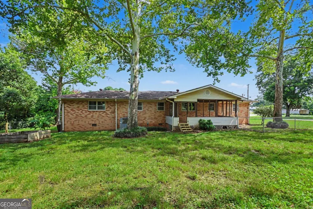 63 Green ST Royston, GA 30662