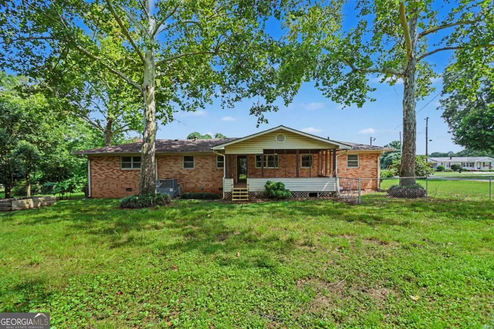 63 Green ST Royston, GA 30662