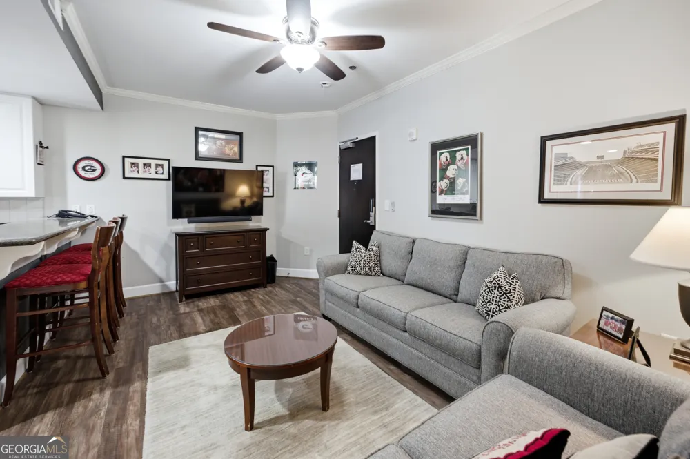 250 W Broad ST Athens, GA 30601