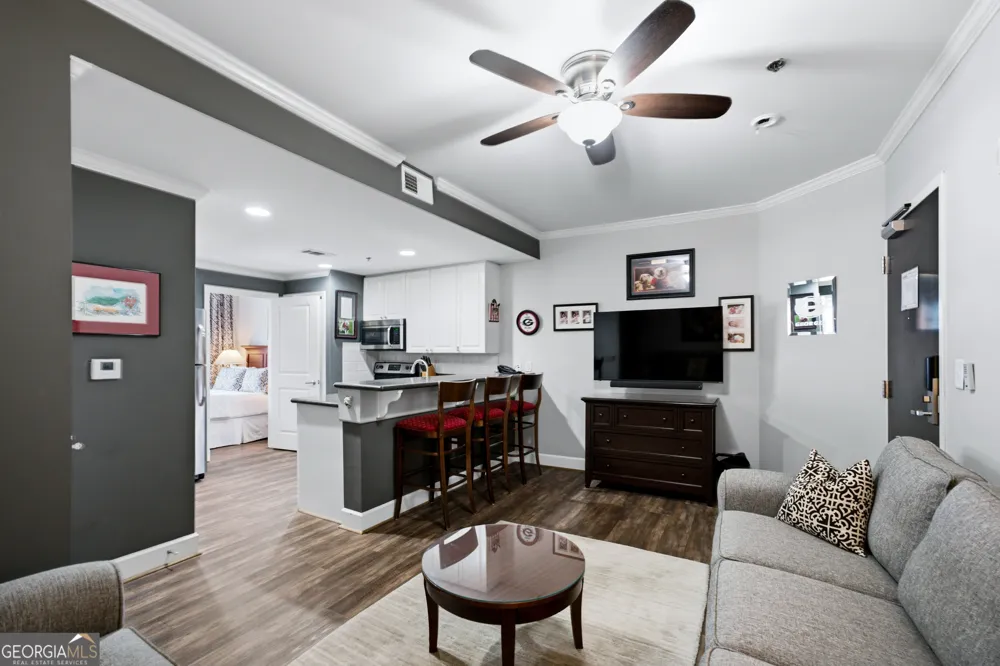 250 W Broad ST Athens, GA 30601