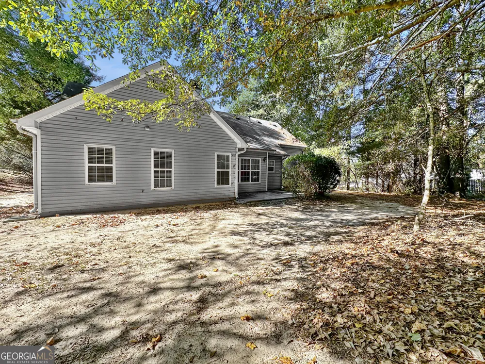 130 Hibiscus TRL Fayetteville, GA 30215