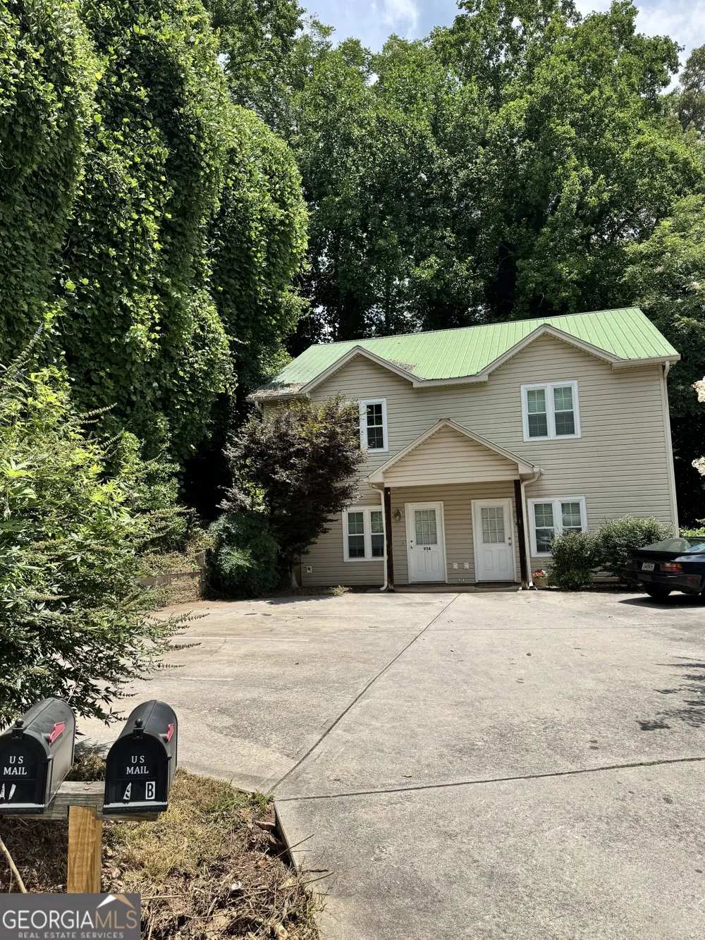 95A Mechanic ST Dahlonega, GA 30533