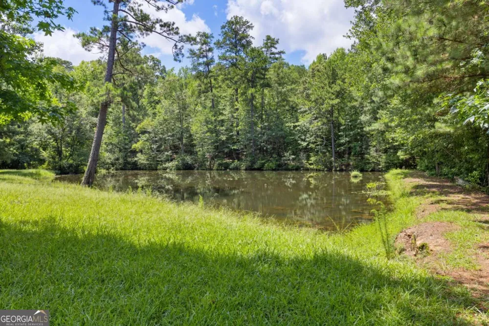 10861 Hutcheson Ferry RD Chattahoochee Hills, GA 30268