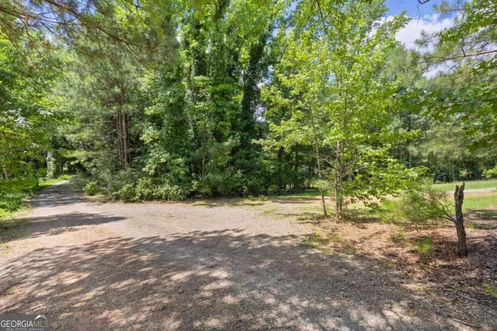 10861 Hutcheson Ferry RD Chattahoochee Hills, GA 30268