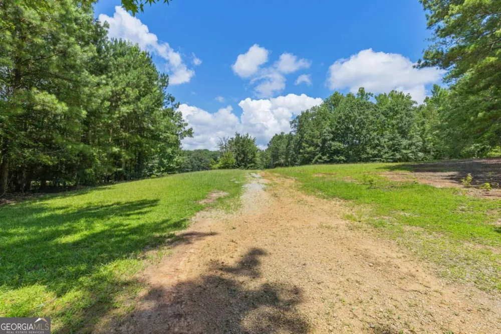 10861 Hutcheson Ferry RD Chattahoochee Hills, GA 30268