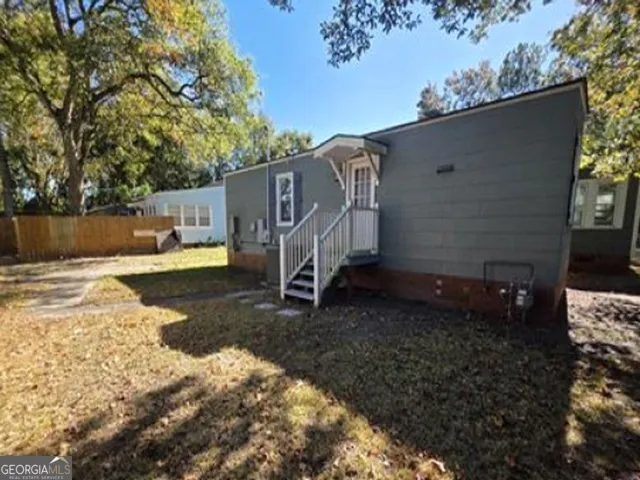 202 E 58th ST Savannah, GA 31405
