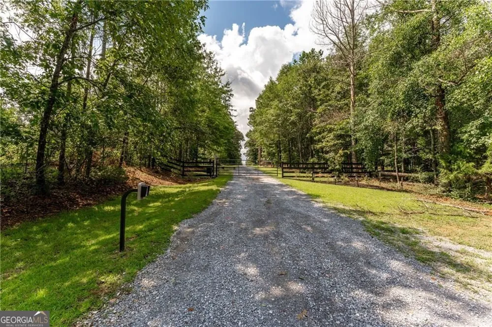 1158 Bailey RD Aragon, GA 30104