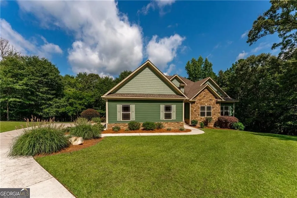 1158 Bailey RD Aragon, GA 30104