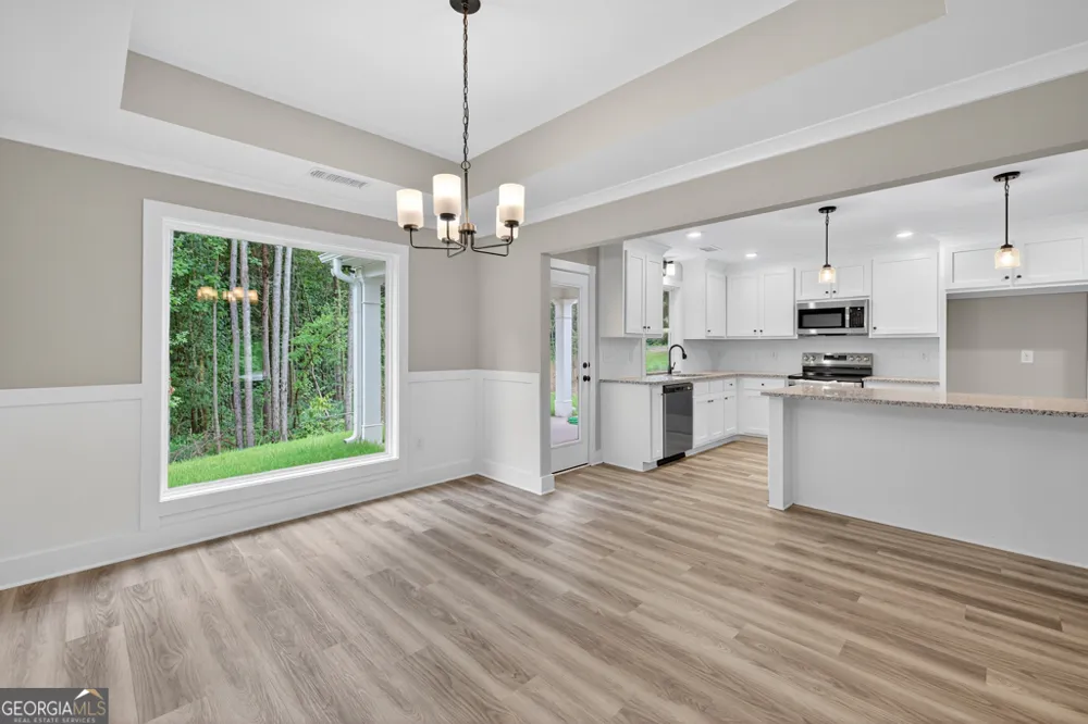 468 Roper RD Canon, GA 30520