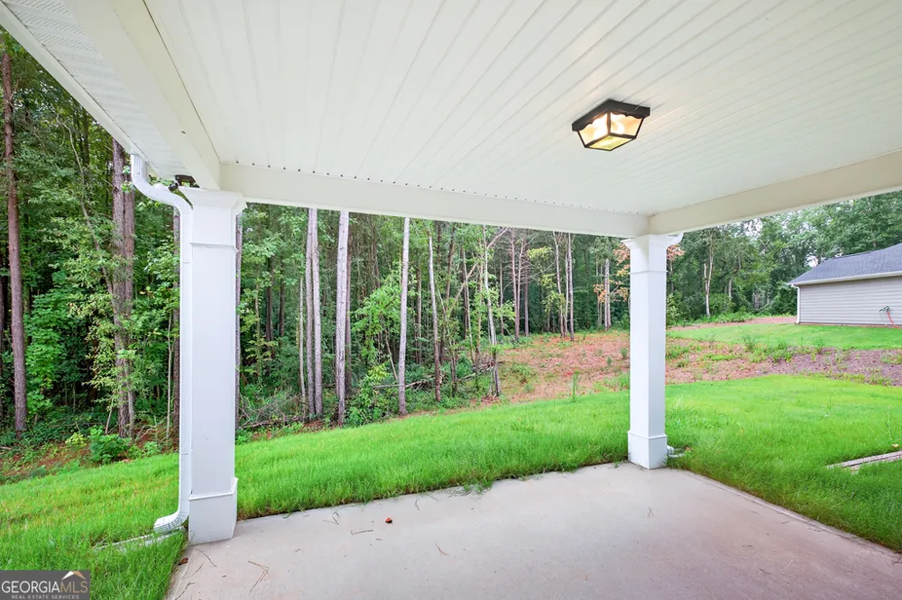 468 Roper RD Canon, GA 30520