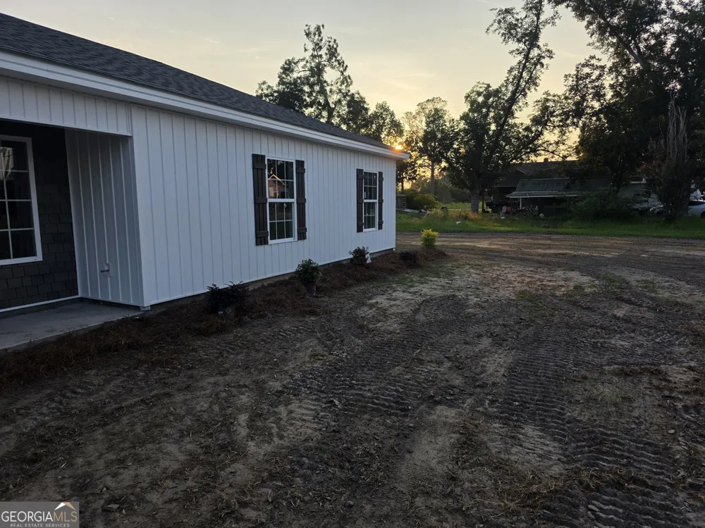 42 Fourth AVE Hazlehurst, GA 31539