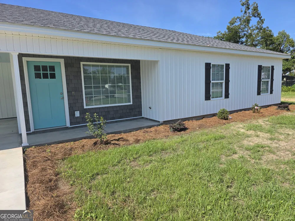 42 Fourth AVE Hazlehurst, GA 31539
