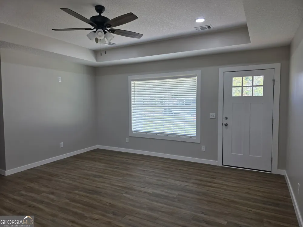 42 Fourth AVE Hazlehurst, GA 31539